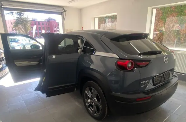MAZDA MX-30 