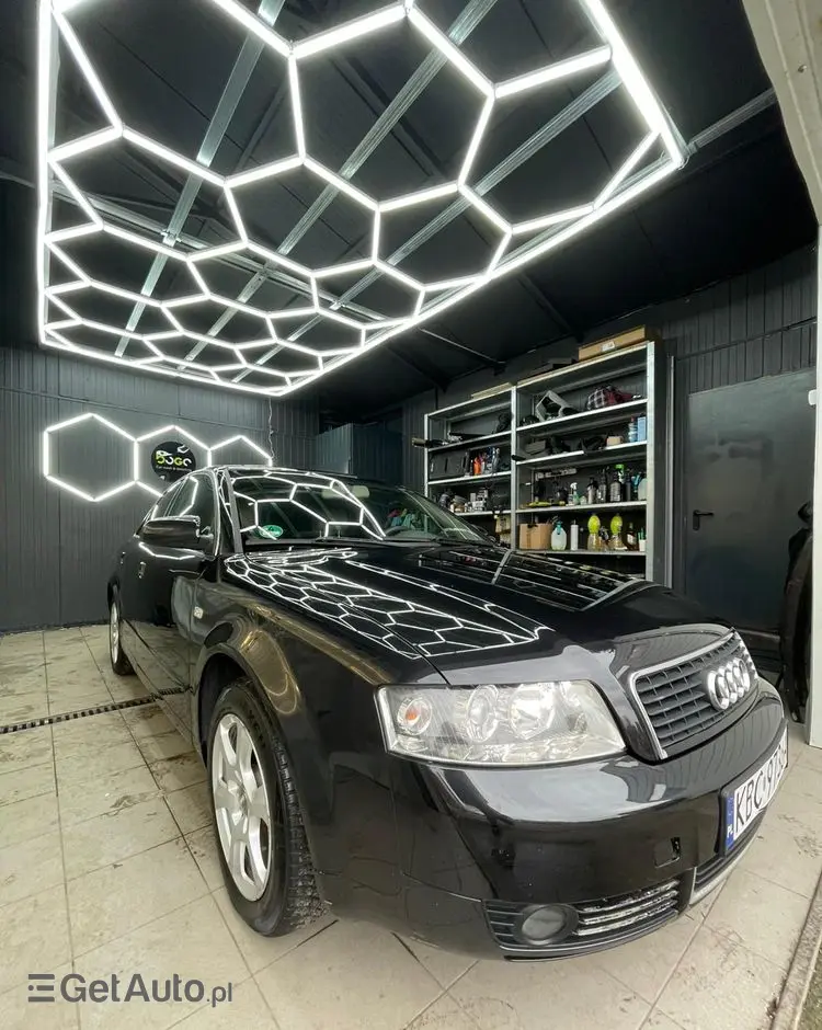 AUDI A4 Limousine 