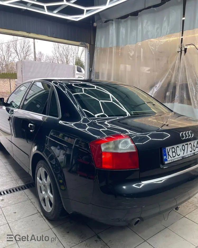 AUDI A4 Limousine 