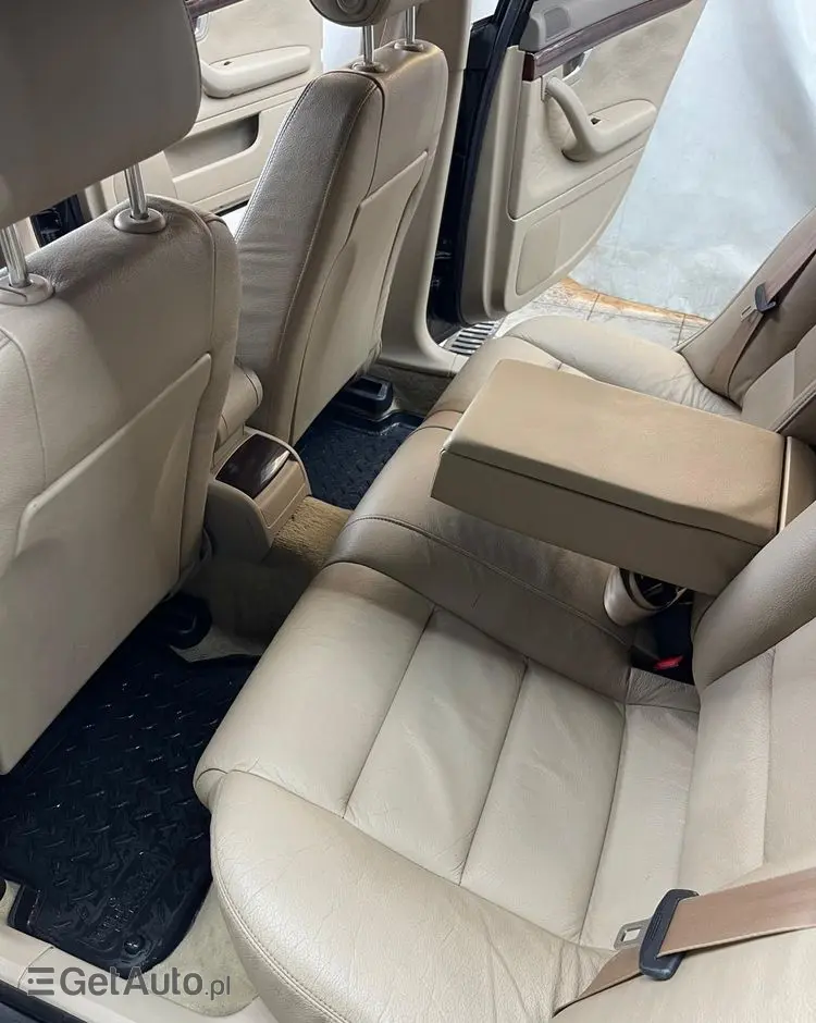 AUDI A4 Limousine 