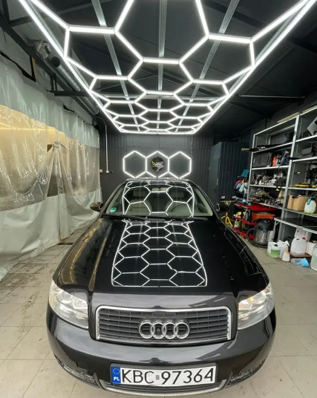 AUDI A4 Limousine 