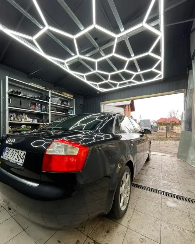 AUDI A4 Limousine 