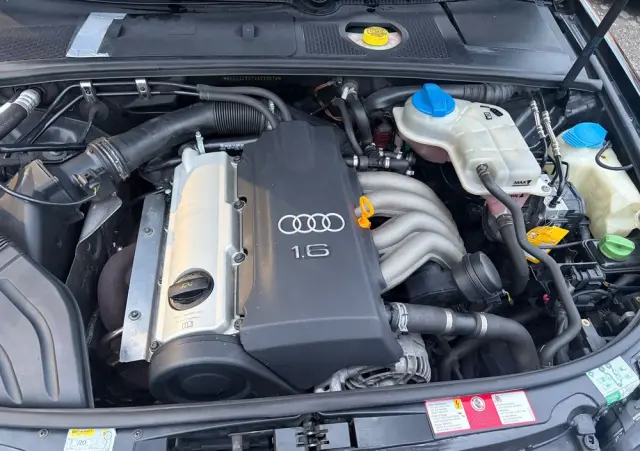 AUDI A4 Limousine 