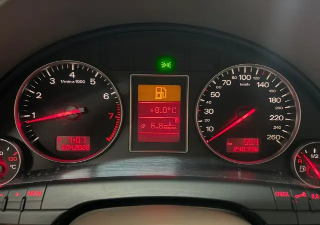 AUDI A4 Limousine 