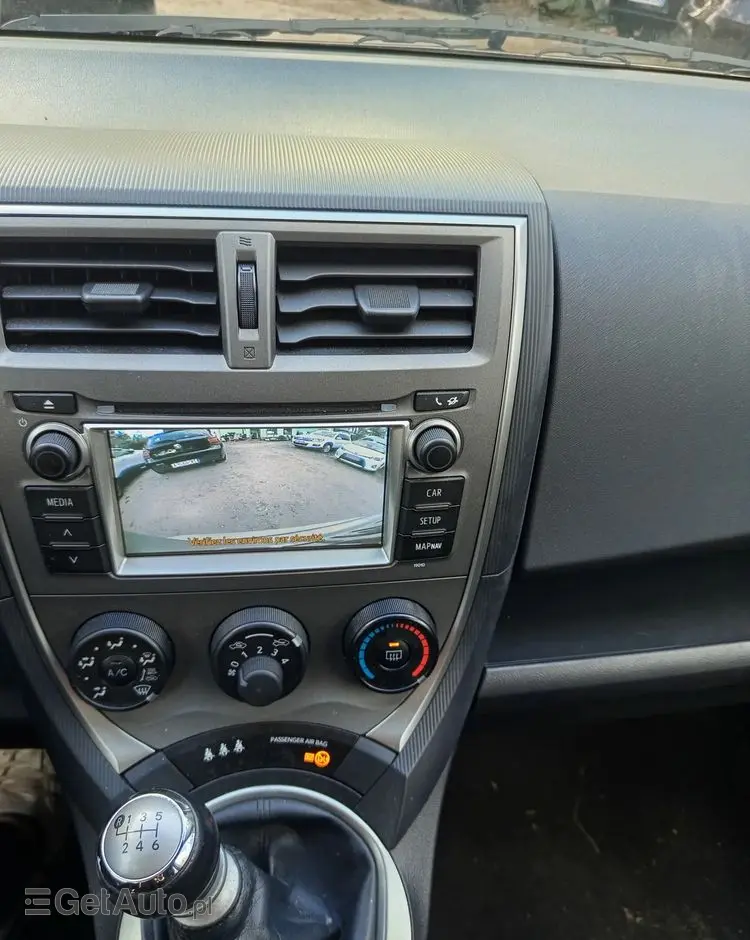 TOYOTA Verso S 