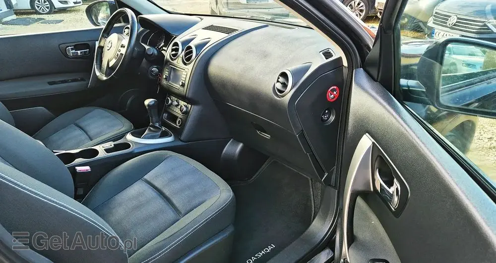 NISSAN Qashqai 1.6 I-Way