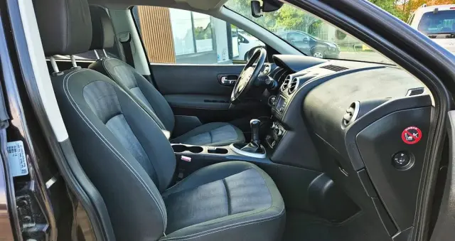 NISSAN Qashqai 1.6 I-Way