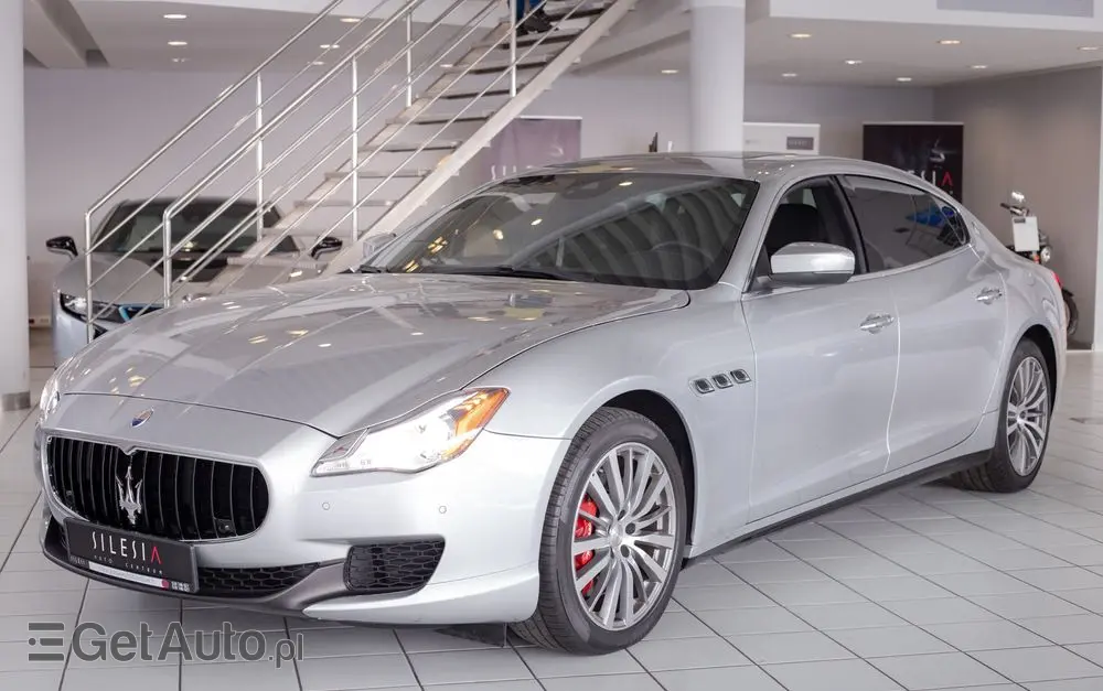 MASERATI Quattroporte 