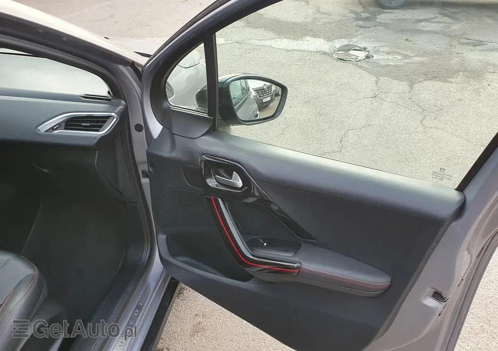 PEUGEOT 2008 PureTech 110 Stop&Start EAT6 GT-Line Edition