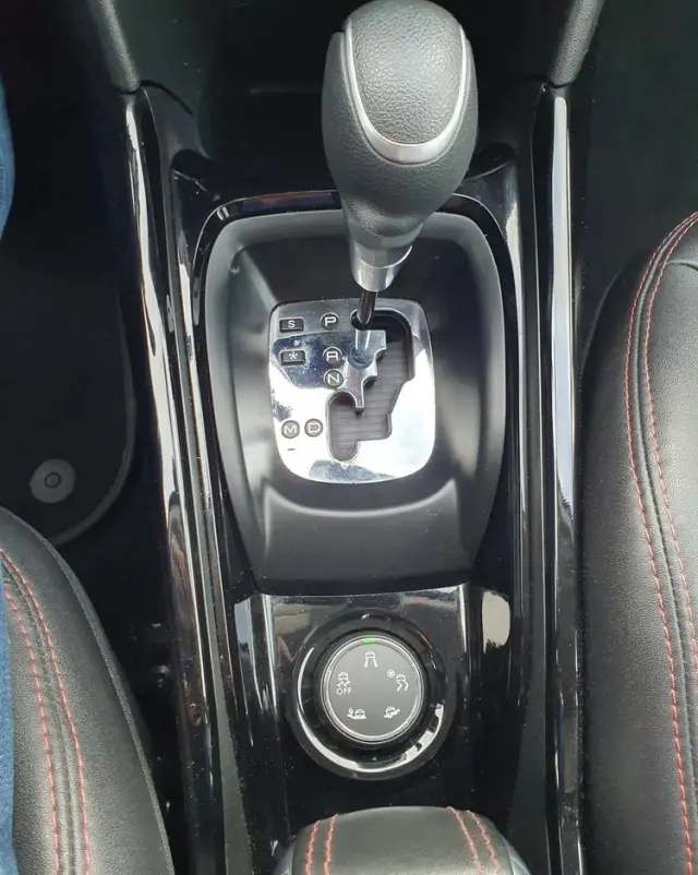 PEUGEOT 2008 PureTech 110 Stop&Start EAT6 GT-Line Edition