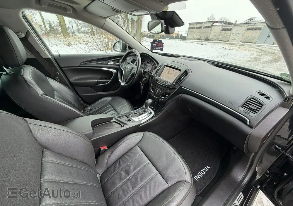 OPEL Insignia 
