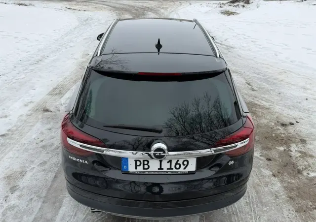 OPEL Insignia 