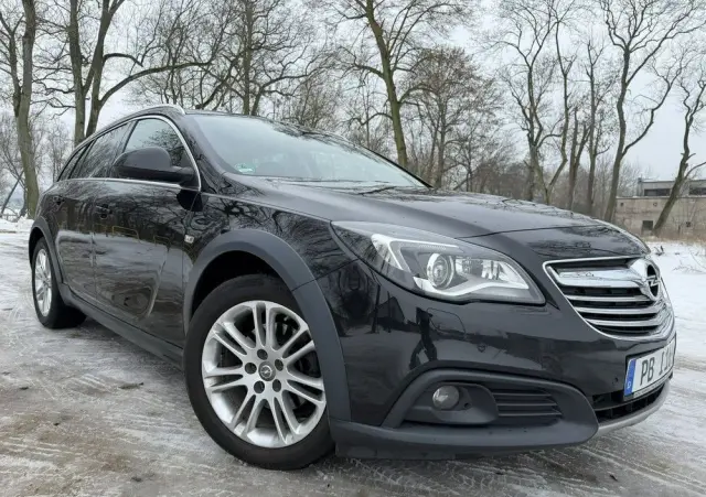 OPEL Insignia 