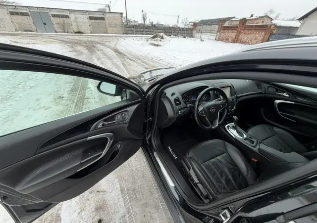 OPEL Insignia 