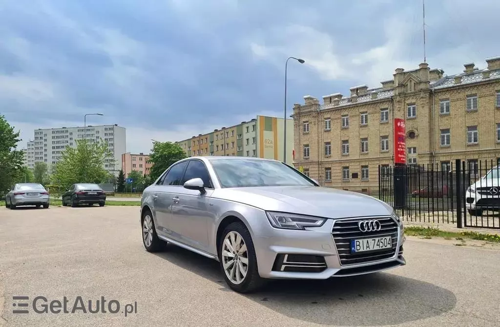 AUDI A4 