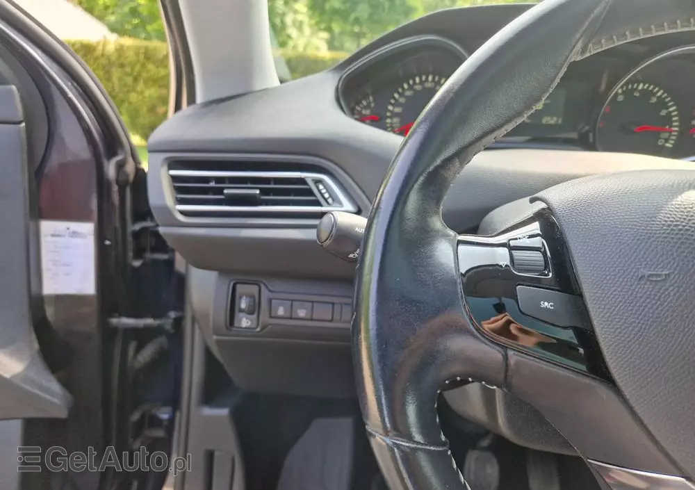 PEUGEOT 308 SW 1.2 PureTech Business Line S&S