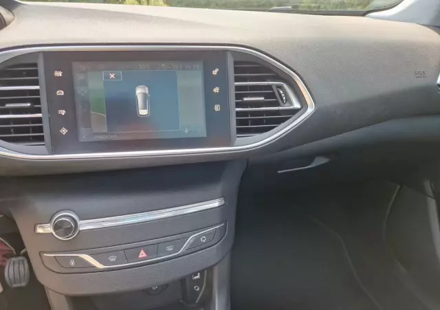 PEUGEOT 308 SW 1.2 PureTech Business Line S&S