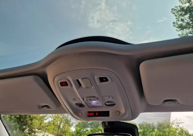 PEUGEOT 308 SW 1.2 PureTech Business Line S&S