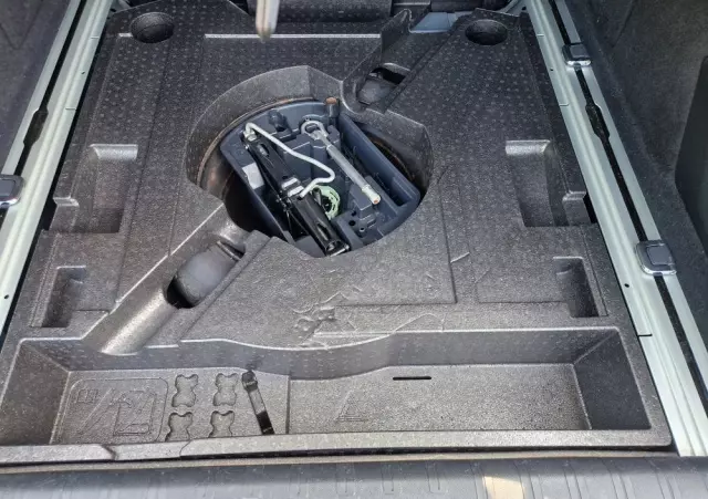 PEUGEOT 308 SW 1.2 PureTech Business Line S&S