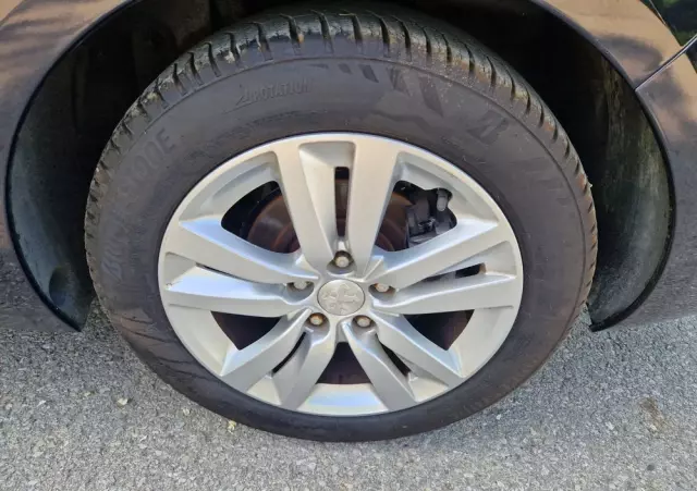 PEUGEOT 308 SW 1.2 PureTech Business Line S&S