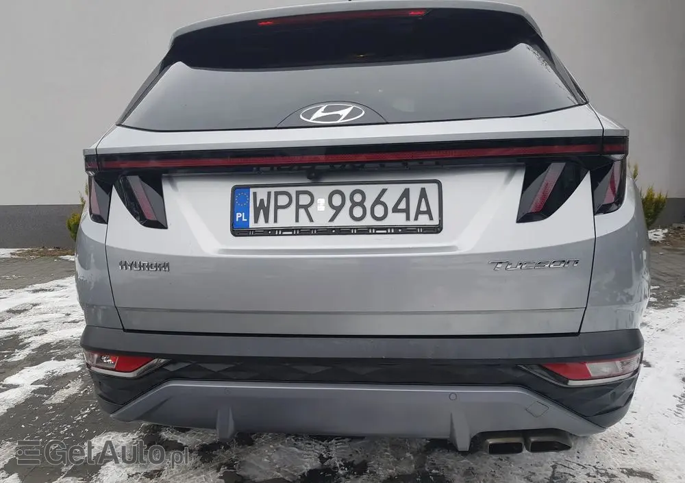 HYUNDAI Tucson 