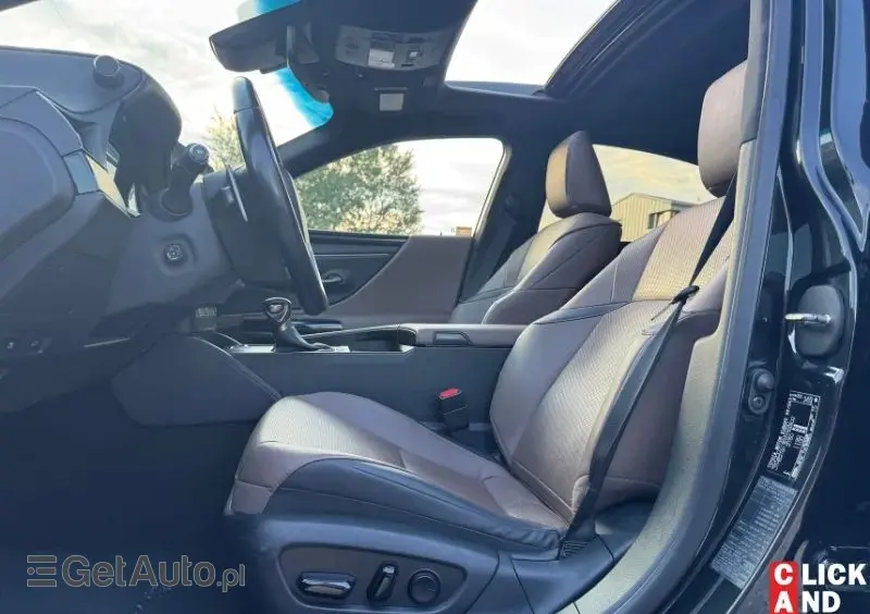 LEXUS ES 300h Business Edition +