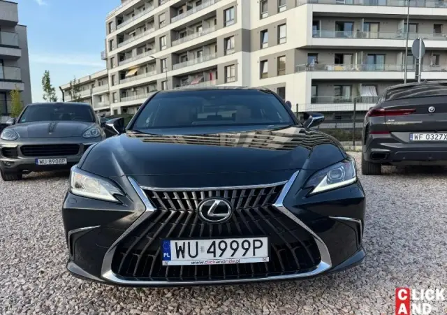 LEXUS ES 300h Business Edition +