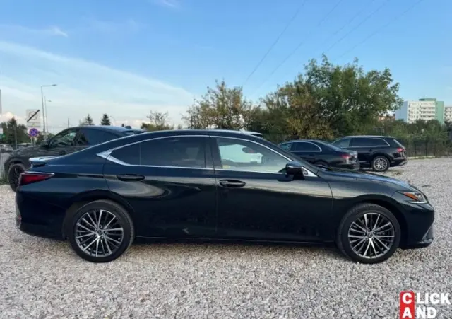 LEXUS ES 300h Business Edition +