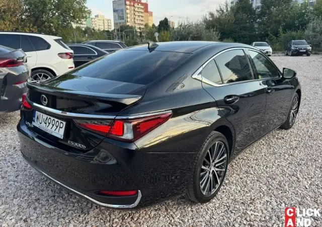 LEXUS ES 300h Business Edition +