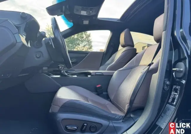 LEXUS ES 300h Business Edition +