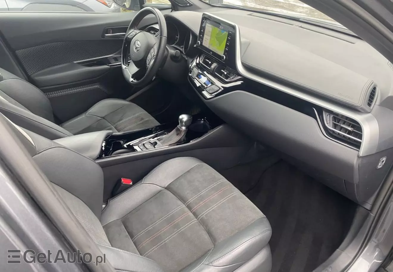 TOYOTA C-HR GR Sport CVT