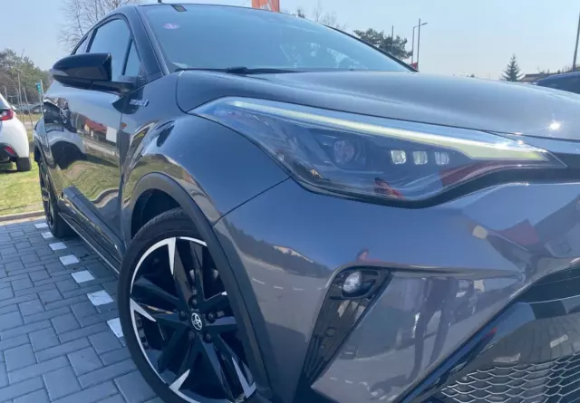 TOYOTA C-HR GR Sport CVT