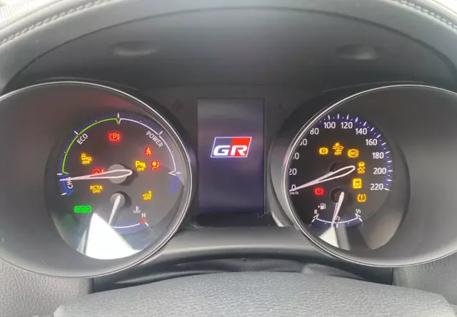 TOYOTA C-HR GR Sport CVT