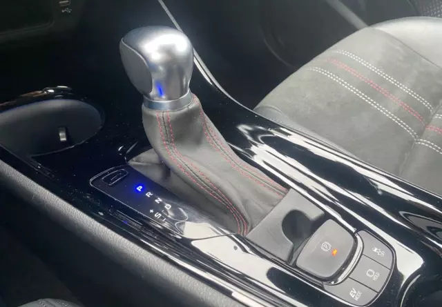 TOYOTA C-HR GR Sport CVT