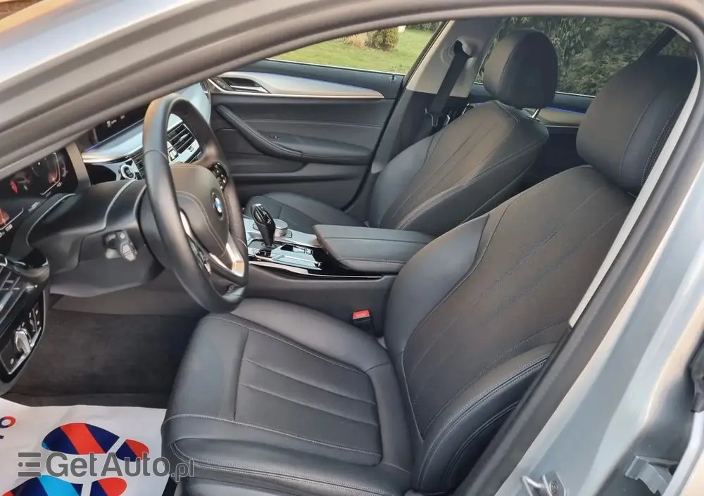 BMW Seria 5 530d Luxury Line