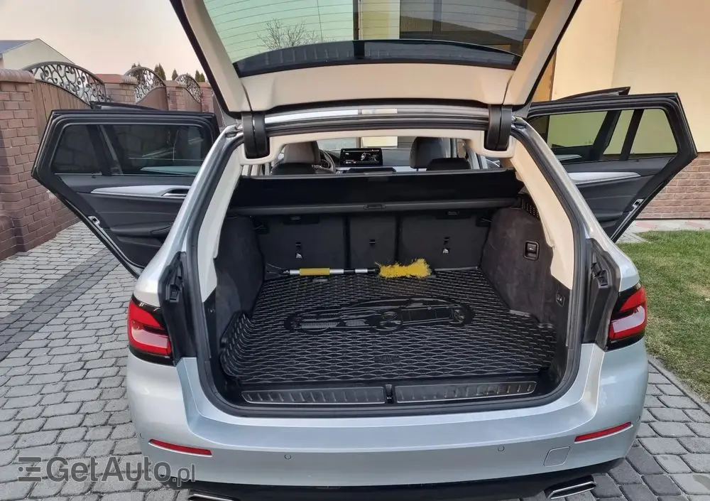 BMW Seria 5 530d Luxury Line