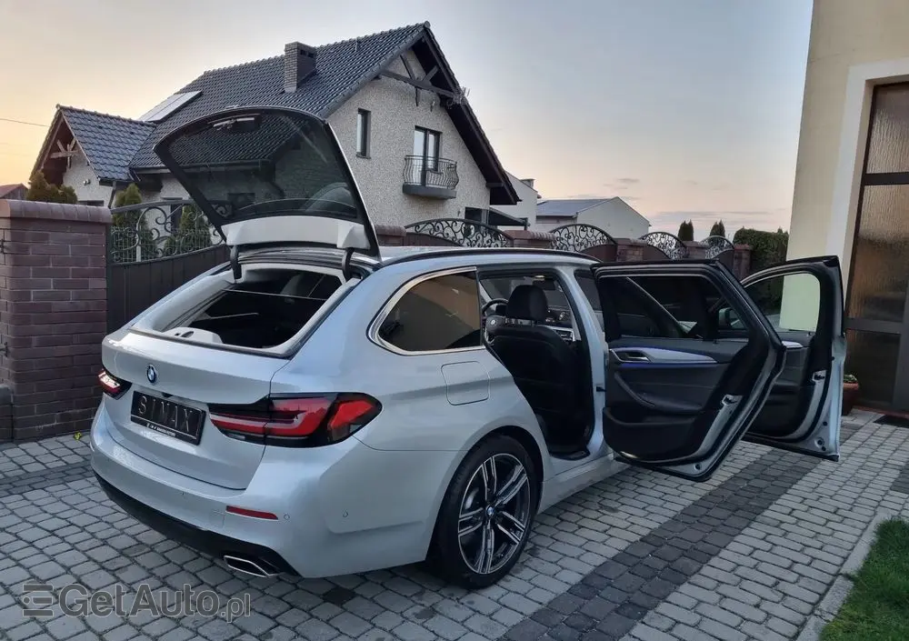 BMW Seria 5 530d Luxury Line