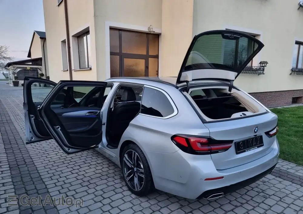 BMW Seria 5 530d Luxury Line