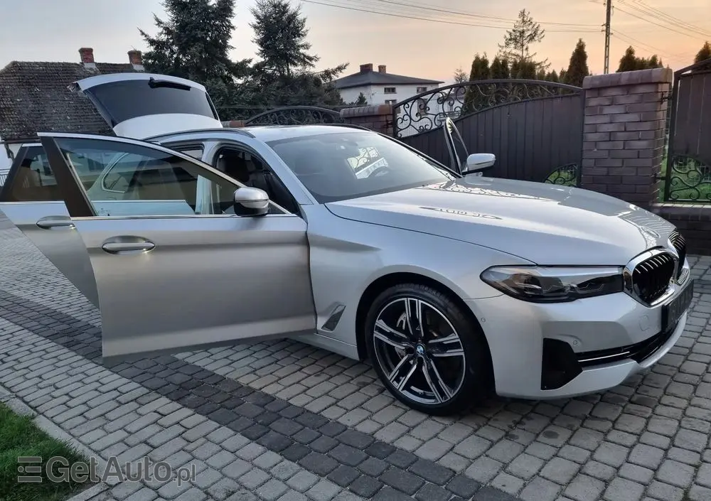 BMW Seria 5 530d Luxury Line