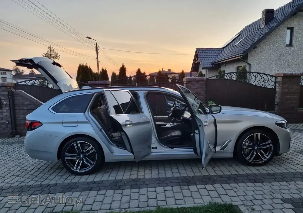 BMW Seria 5 530d Luxury Line