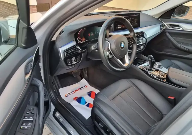 BMW Seria 5 530d Luxury Line