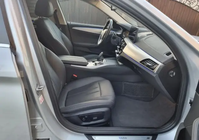 BMW Seria 5 530d Luxury Line