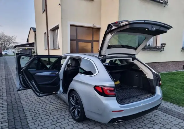 BMW Seria 5 530d Luxury Line