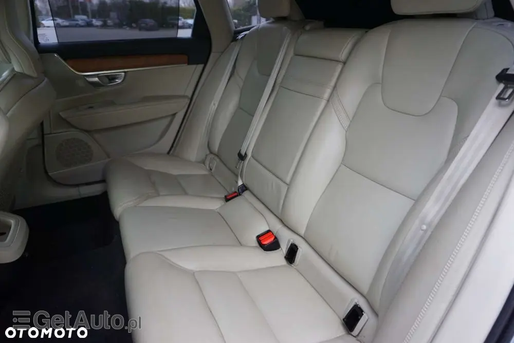 VOLVO V90 D5 AWD Inscription