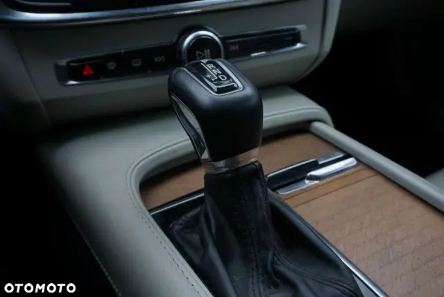 VOLVO V90 D5 AWD Inscription
