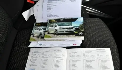 OPEL Zafira 