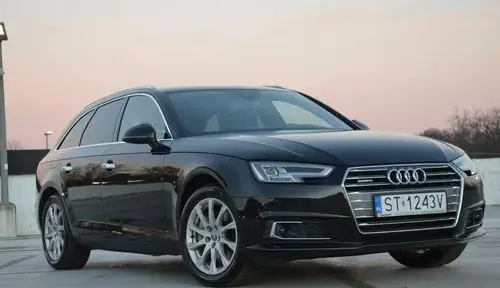 AUDI A4 