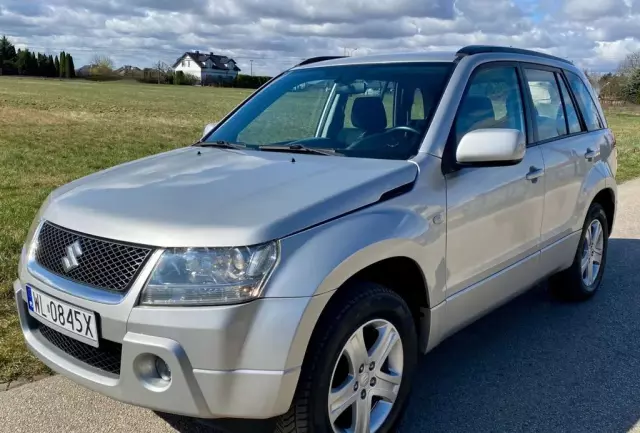 SUZUKI Grand Vitara 