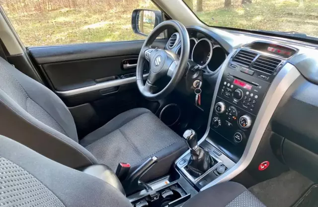 SUZUKI Grand Vitara 