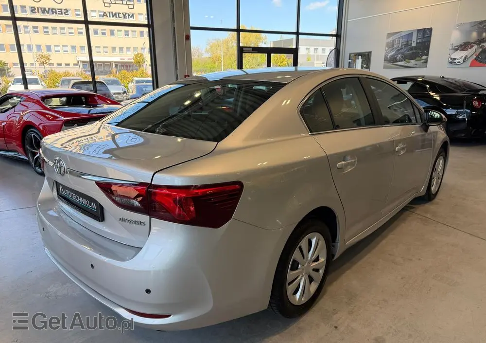 TOYOTA Avensis 1.8 Premium MS